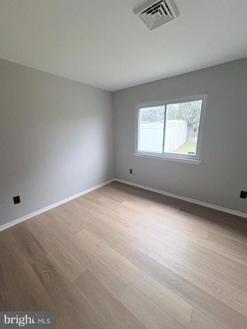 390 ALDEBERAN DR, Sewell, NJ 08080