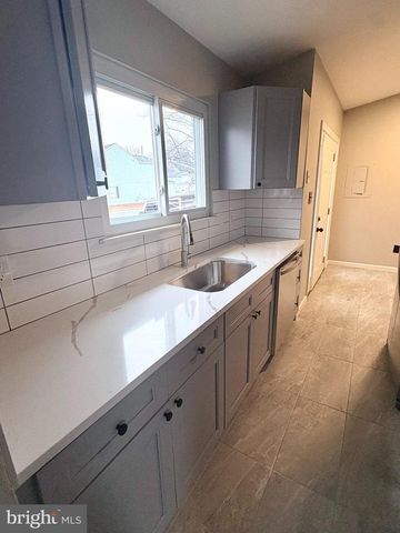 390 ALDEBERAN DR, Sewell, NJ 08080