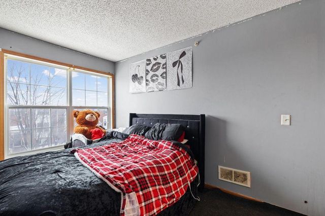7521 Welcome Avenue N, Brooklyn Park, MN 55443