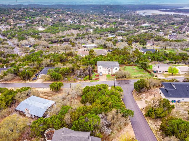 21500 Surrey LN, Lago Vista, TX 78645