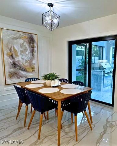 135 TAHITI CIR, Naples, FL 34113