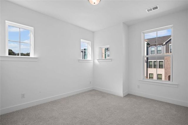 320 Walker Avenue, Alpharetta, GA 30076