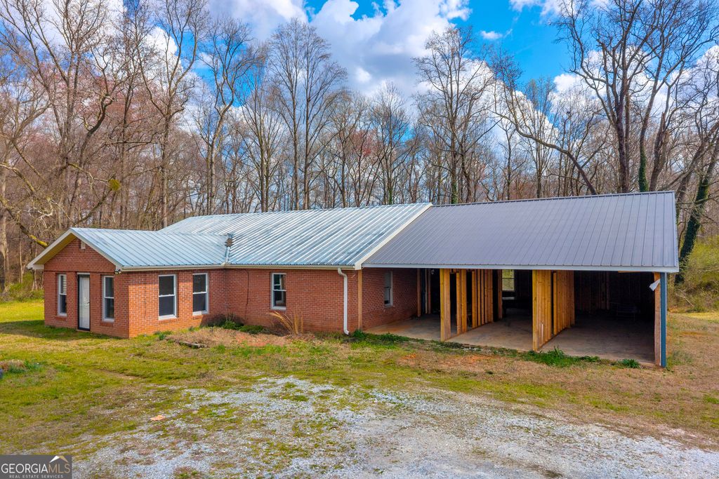 2918 Clay Brown Road, Hartwell, GA 30643