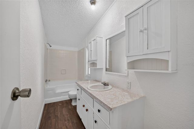 14210 NW HIGHWAY 464B, Morriston, FL 32668