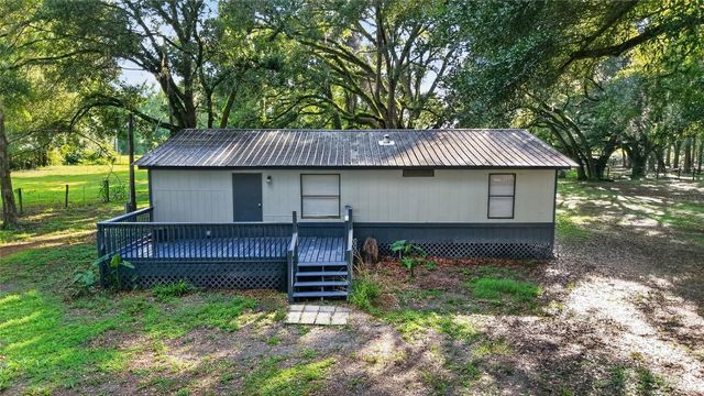 14210 NW HIGHWAY 464B, Morriston, FL 32668