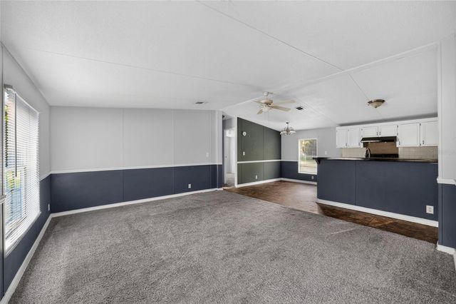 14210 NW HIGHWAY 464B, Morriston, FL 32668