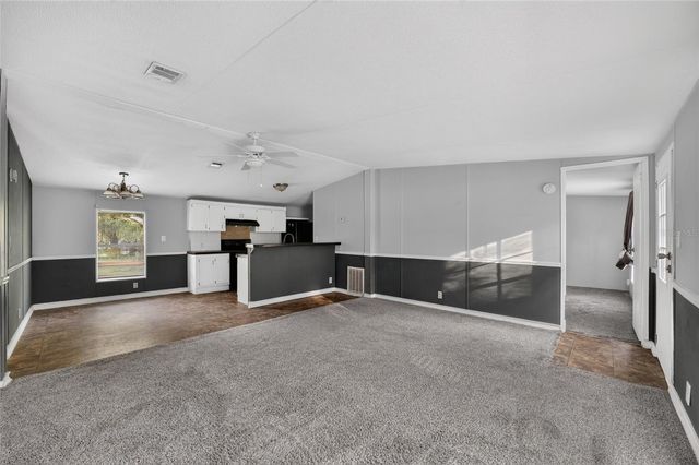 14210 NW HIGHWAY 464B, Morriston, FL 32668