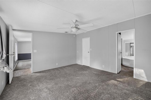 14210 NW HIGHWAY 464B, Morriston, FL 32668