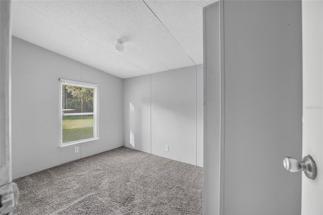 14210 NW HIGHWAY 464B, Morriston, FL 32668