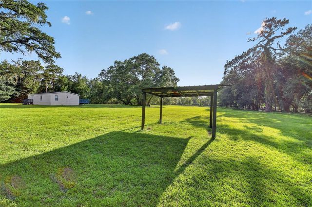 14210 NW HIGHWAY 464B, Morriston, FL 32668
