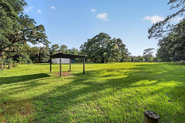 14210 NW HIGHWAY 464B, Morriston, FL 32668