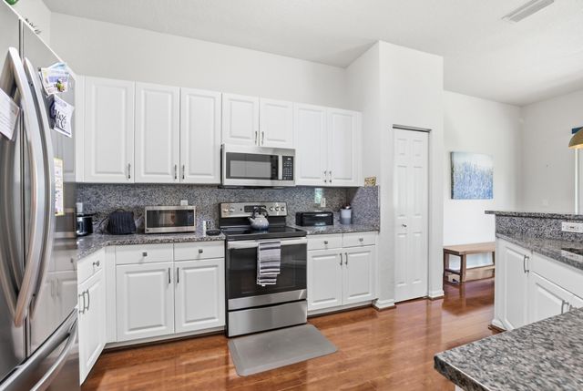 5716 NW 119th Terrace, Coral Springs, FL 33076
