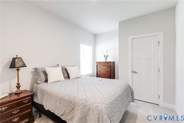 18301 Sagamore Dr, Moseley, VA 23120