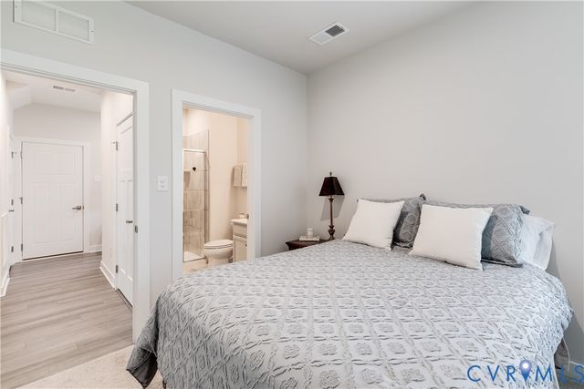18301 Sagamore Dr, Moseley, VA 23120
