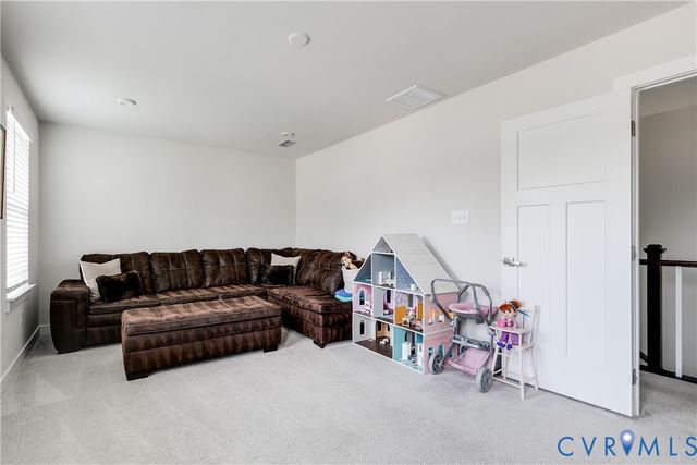 18301 Sagamore Dr, Moseley, VA 23120