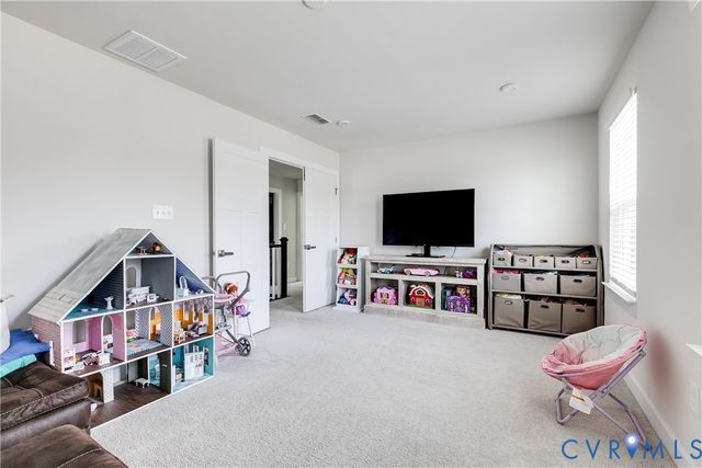 18301 Sagamore Dr, Moseley, VA 23120