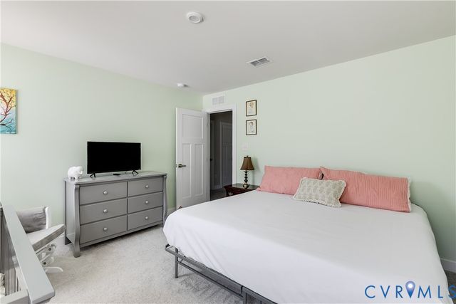 18301 Sagamore Dr, Moseley, VA 23120