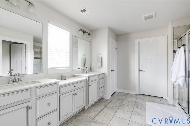 18301 Sagamore Dr, Moseley, VA 23120