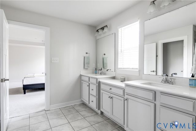 18301 Sagamore Dr, Moseley, VA 23120