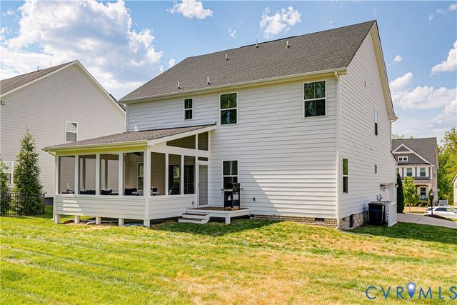 18301 Sagamore Dr, Moseley, VA 23120