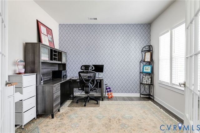 18301 Sagamore Dr, Moseley, VA 23120