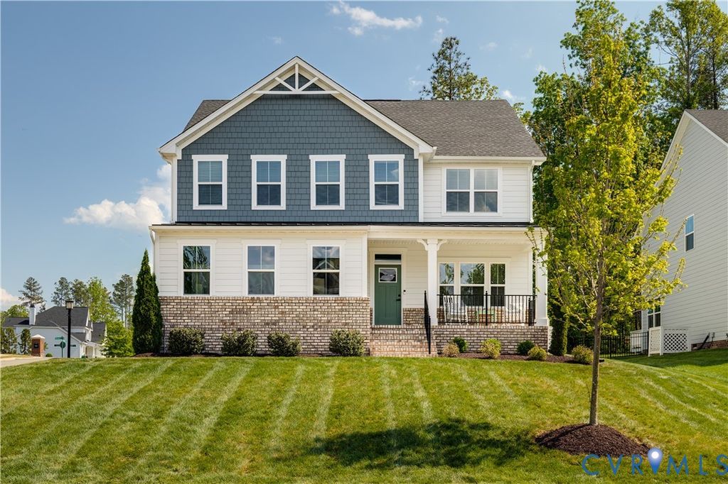 18301 Sagamore Dr, Moseley, VA 23120