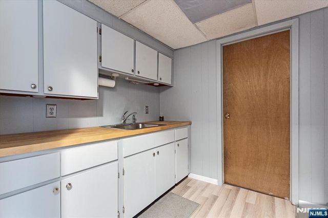 20 Remington Road, Fair Lawn, NJ 07410