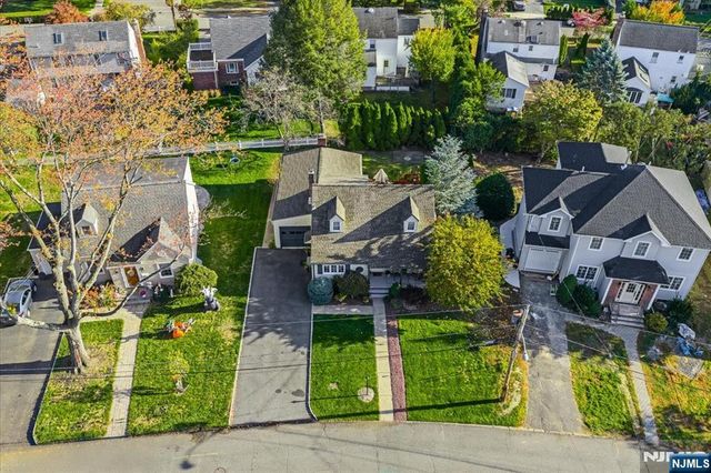 20 Remington Road, Fair Lawn, NJ 07410