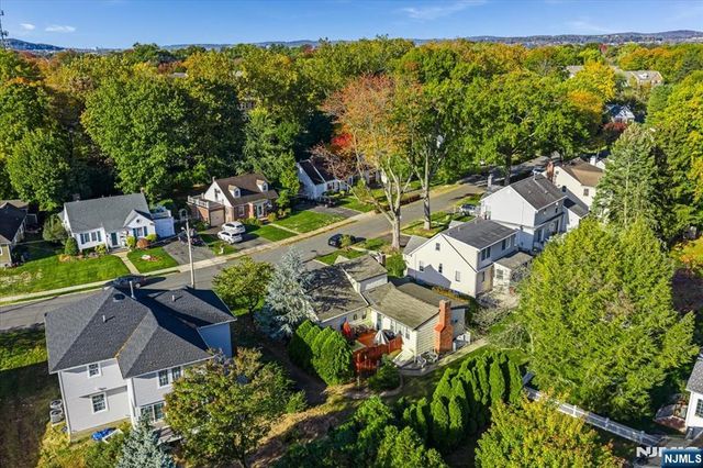 20 Remington Road, Fair Lawn, NJ 07410