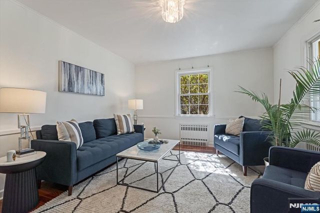 20 Remington Road, Fair Lawn, NJ 07410