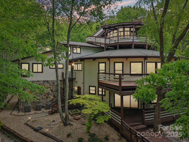 295 Dills Road, Bryson City, NC 28713