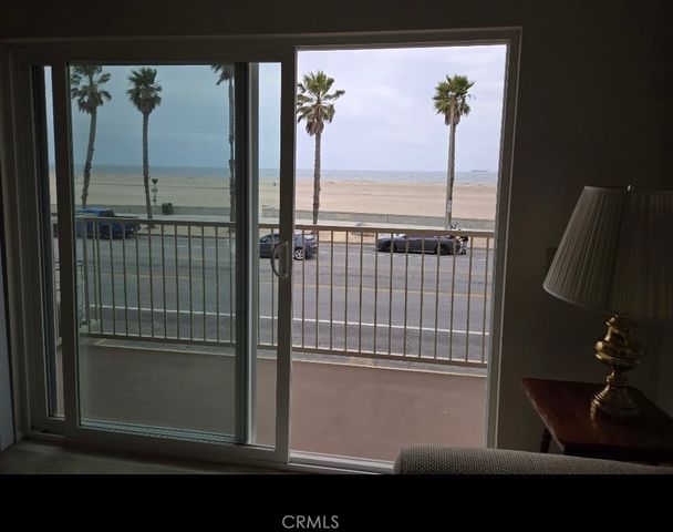 217 E Surfside, Port Hueneme, CA 93041