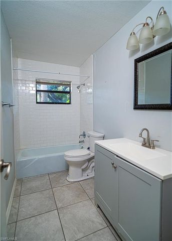 2085 E Tobago CIR, Fort Myers, FL 33905