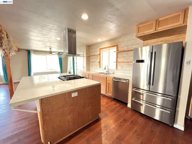 179 Kona Circle, Union City, CA 94587