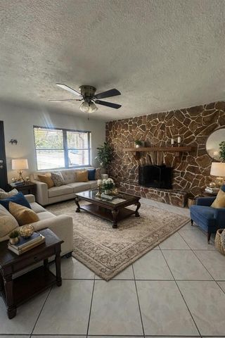 5020 PINE STREET, Seffner, FL 33584