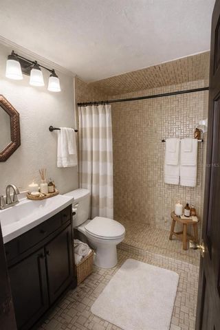 5020 PINE STREET, Seffner, FL 33584