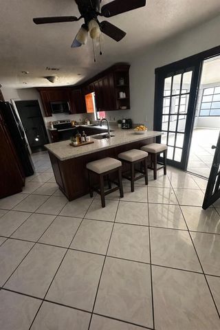 5020 PINE STREET, Seffner, FL 33584