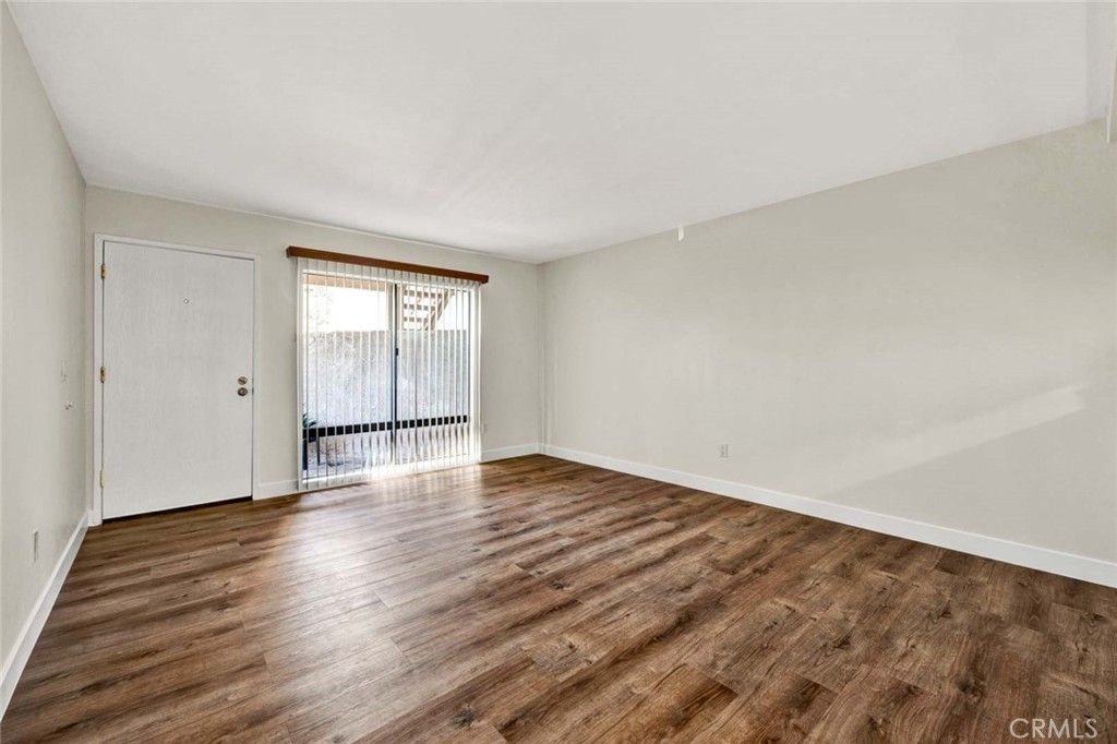 Image 6 of property listing at 3062 Associated 1, Fullerton, CA 92835