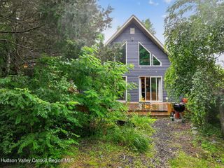 3205 Sleepy Hollow Road, Athens, NY 12015