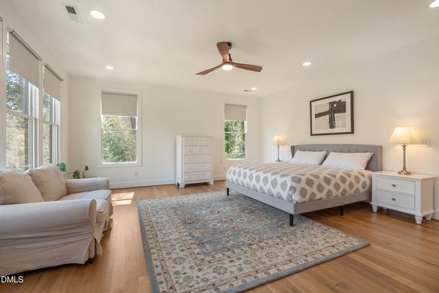 1200 Roosevelt Drive, Chapel Hill, NC 27514