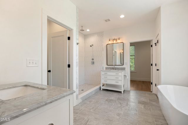 1200 Roosevelt Drive, Chapel Hill, NC 27514