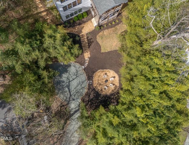 1200 Roosevelt Drive, Chapel Hill, NC 27514