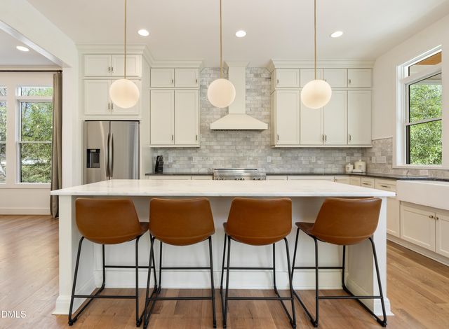 1200 Roosevelt Drive, Chapel Hill, NC 27514