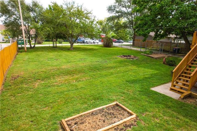 20 Schwartz Avenue, Excelsior Springs, MO 64024