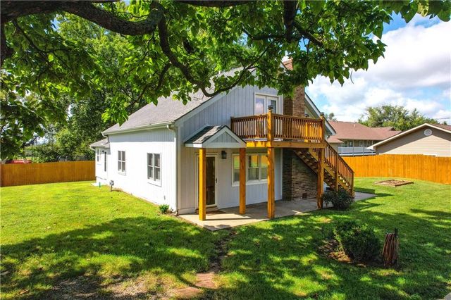 20 Schwartz Avenue, Excelsior Springs, MO 64024