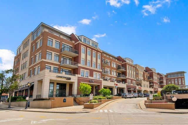 120 N Northwest Highway N 307, Park Ridge, IL 60068