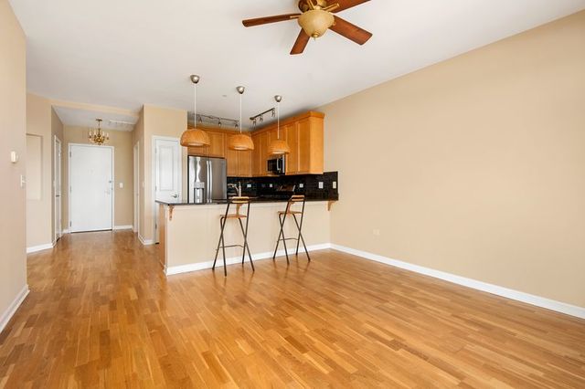 120 N Northwest Highway N 307, Park Ridge, IL 60068