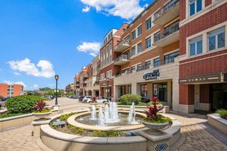 120 N Northwest Highway N 307, Park Ridge, IL 60068