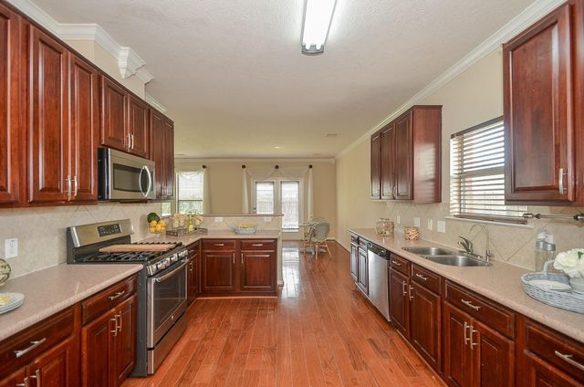 2410 Crossmill Lane, Katy, TX 77450