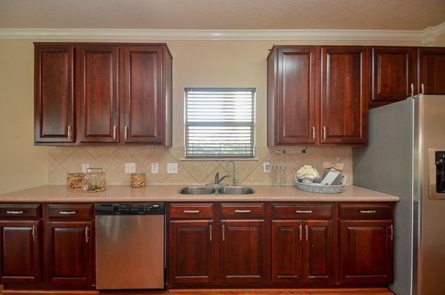 2410 Crossmill Lane, Katy, TX 77450